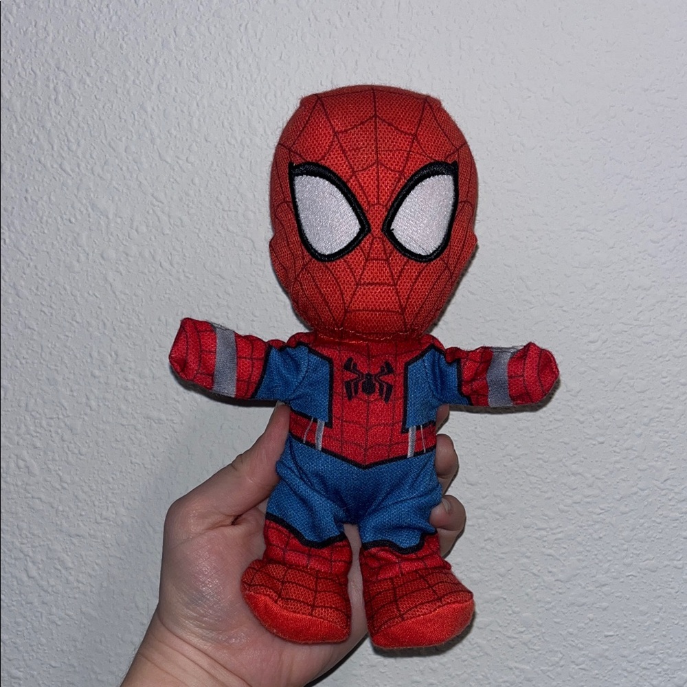 Disney Parks Spider-Man Plush Nuimo Toy